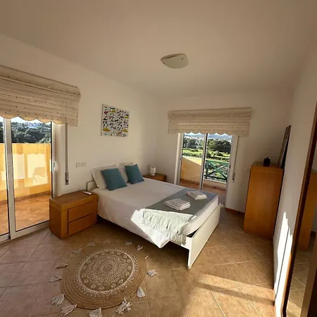Apartment Sunny Near Falesia Albufeira